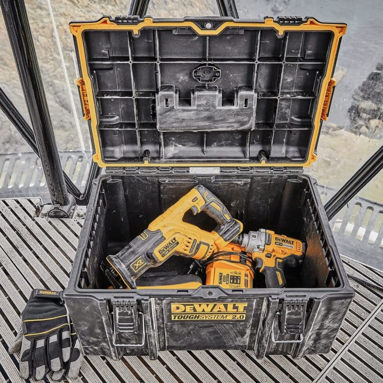 デウォルト(DeWALT)の耐久性抜群！使いやすさを追求したツールボックスのご紹介です♪