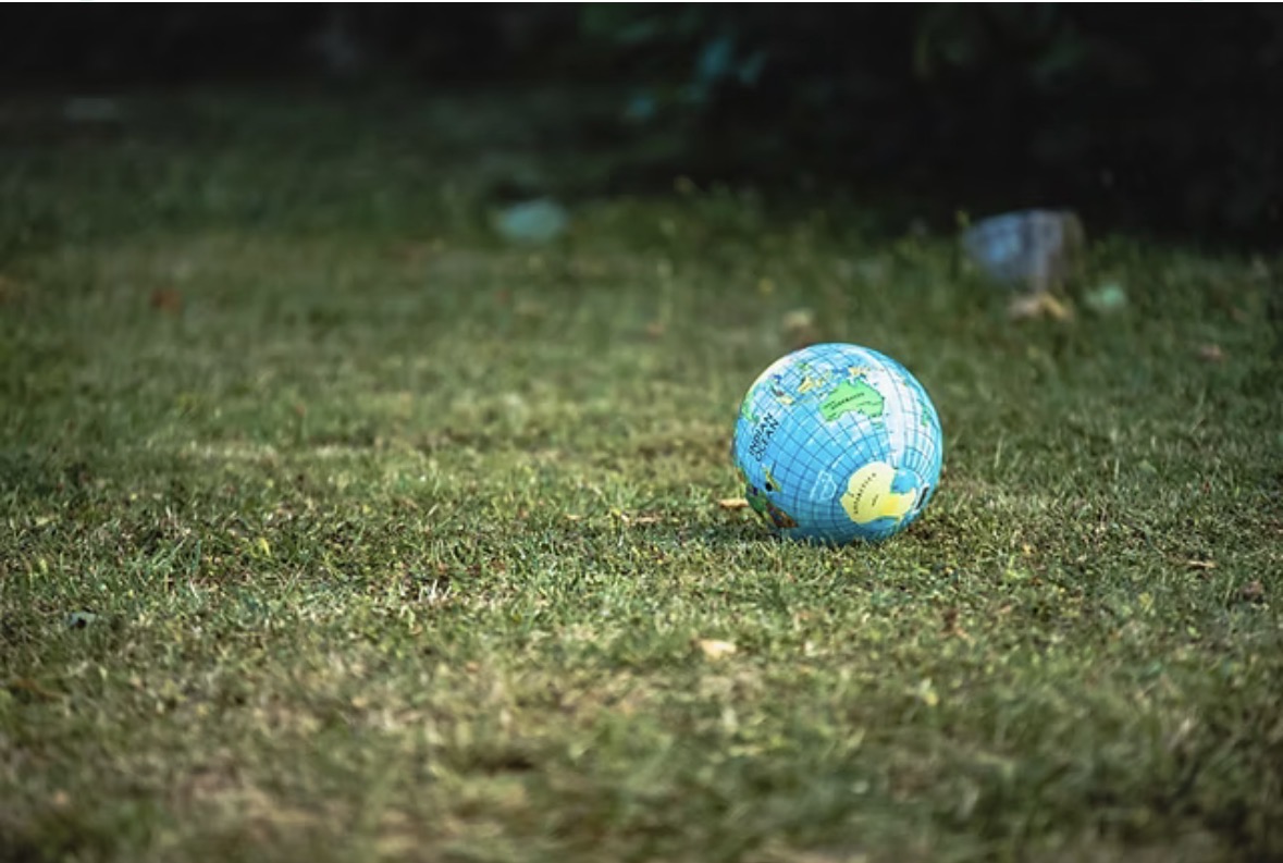 サステナブルファッションとは?その持続可能な仕組みや、一人ひとりができること