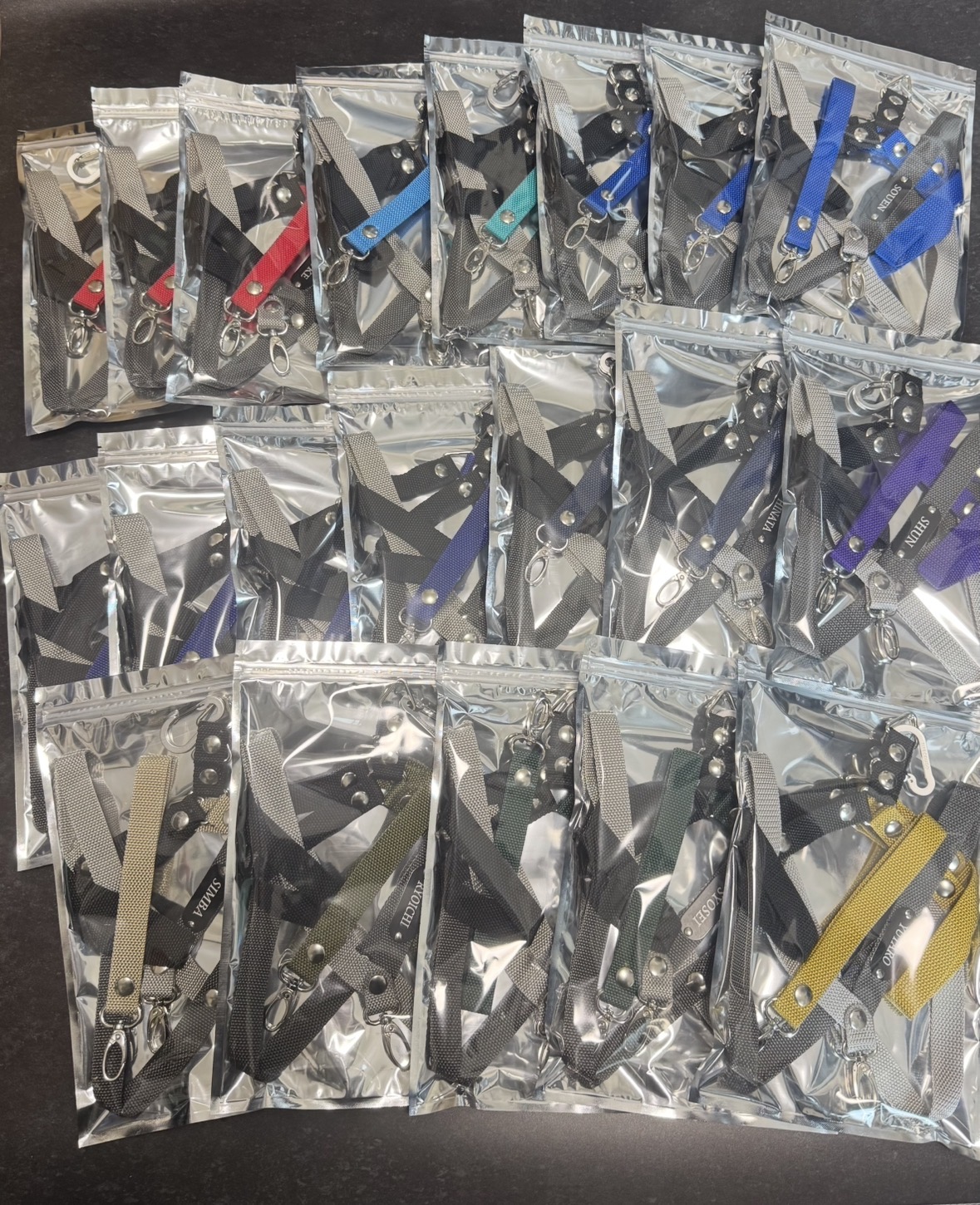 20個のボールホルダー