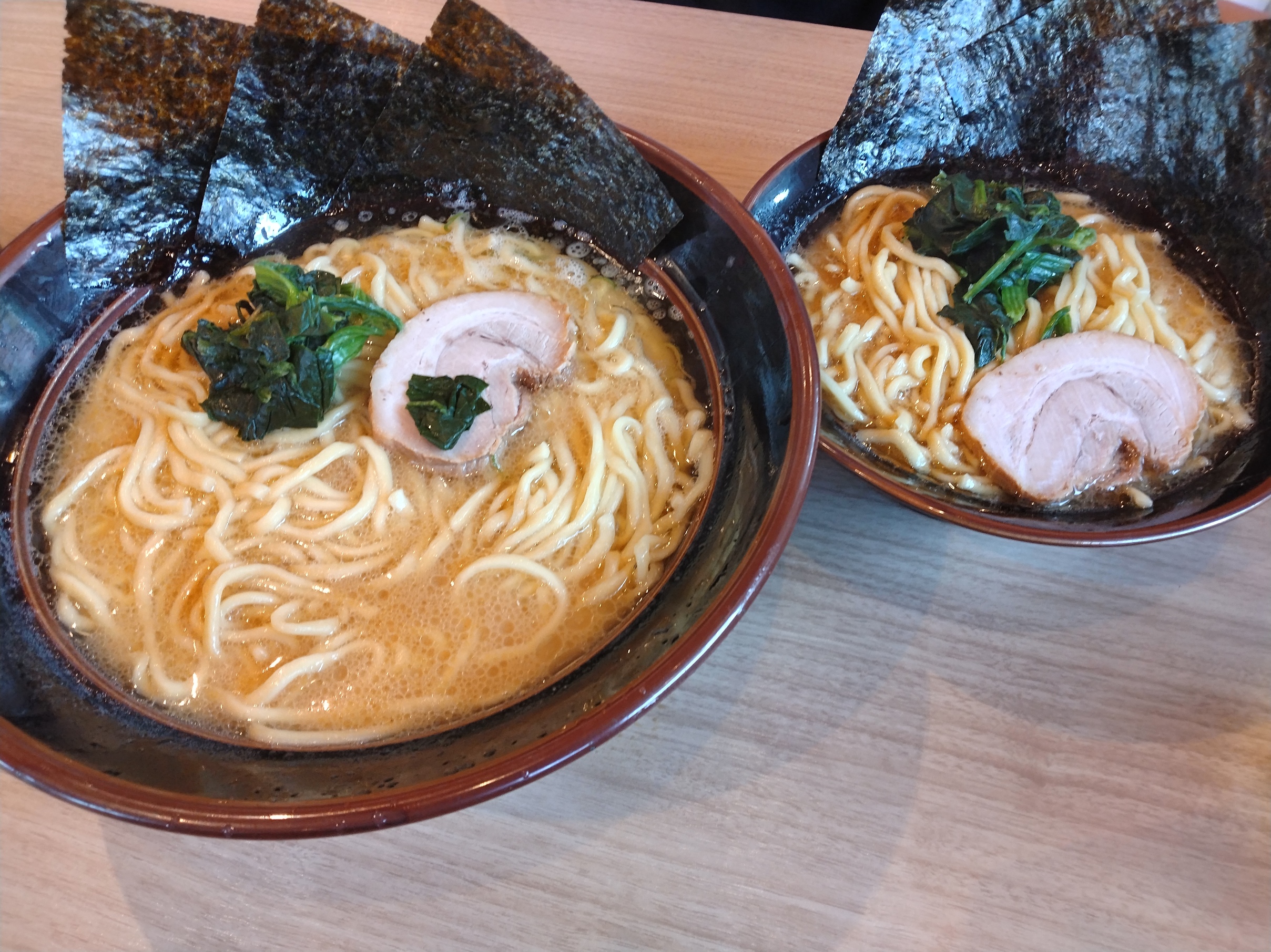 連休明けの朝は...