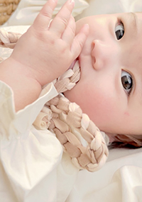 なんでへその緒?