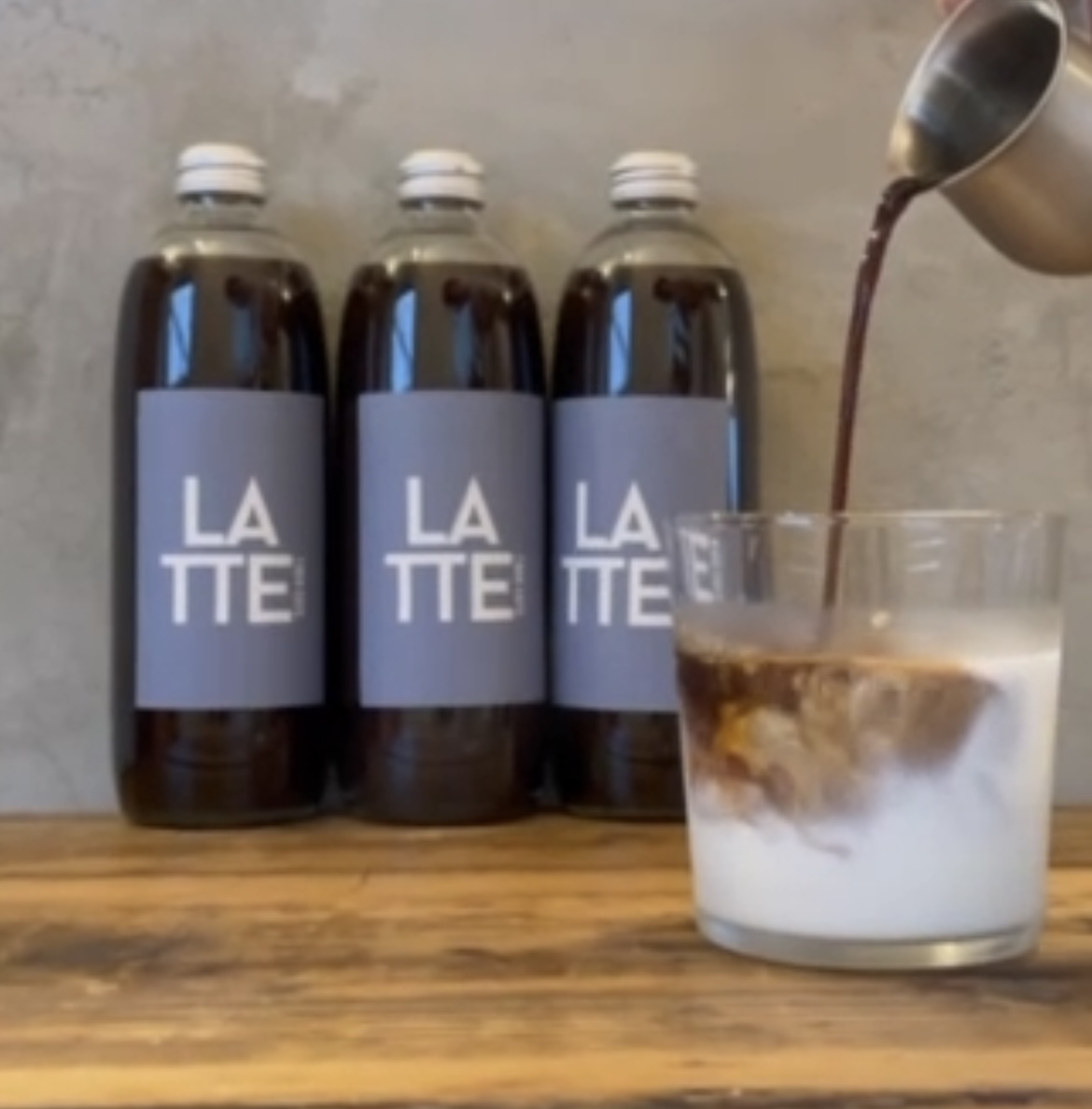 11/14(木) カフェラテベース入荷