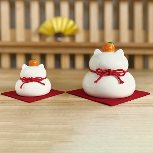 \ニャンともたまらん♡/毎年大人気の猫鏡餅が入荷しました♪