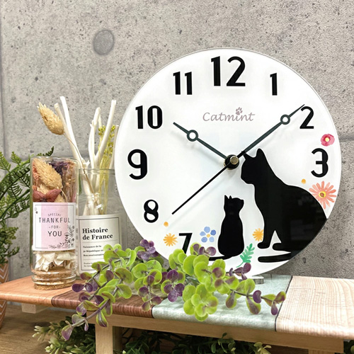かわいい猫の親子のウォールクロックが入荷しました♪