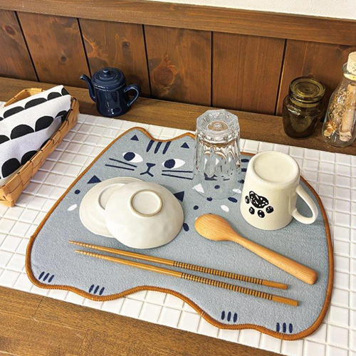 DECOLEのかわいい猫ちゃんが、シンクの隣でお出迎え♪　キッチングッズの新商品！