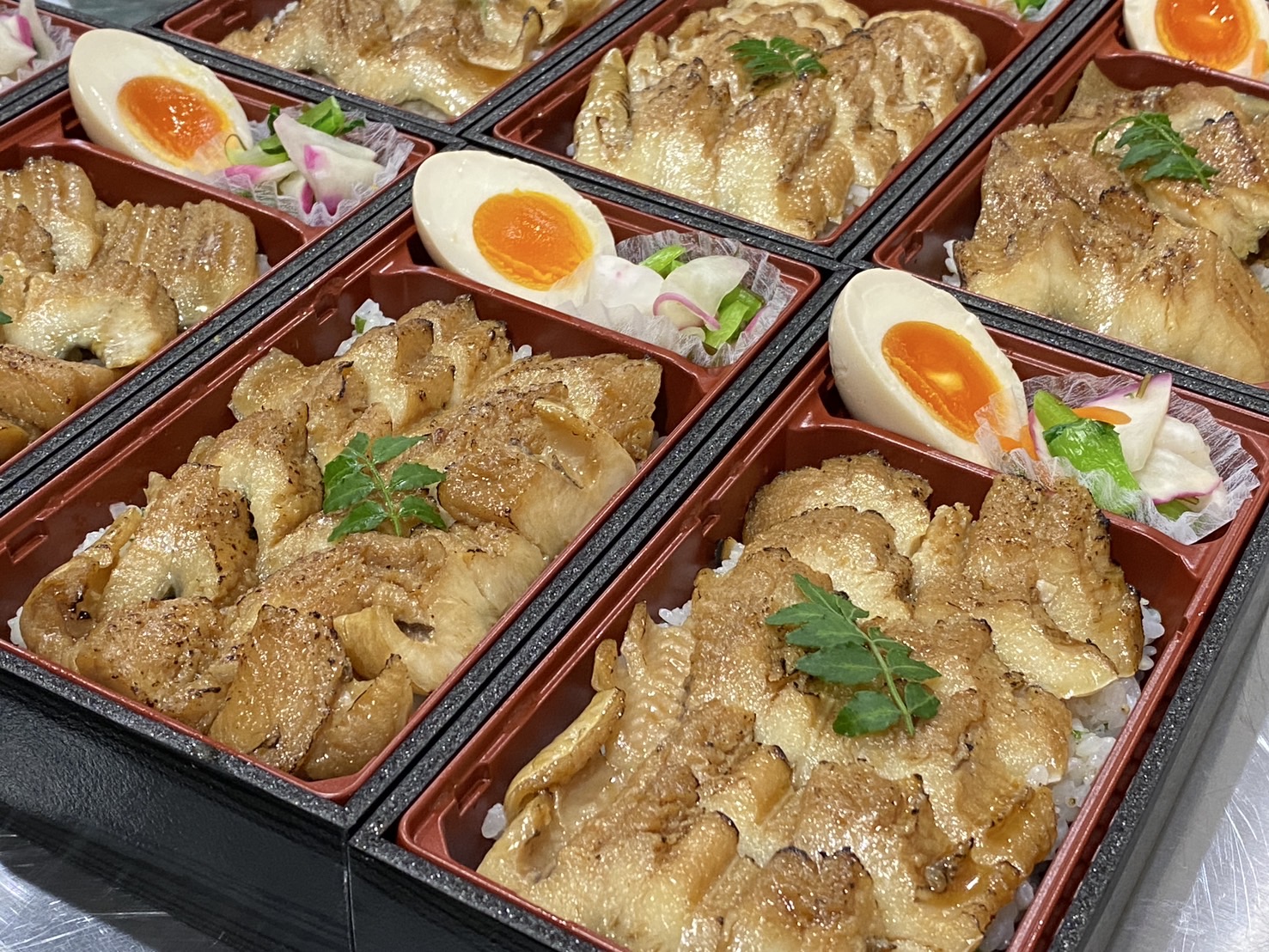 【初夏のふわとろ穴子丼｜ご予約受付中】