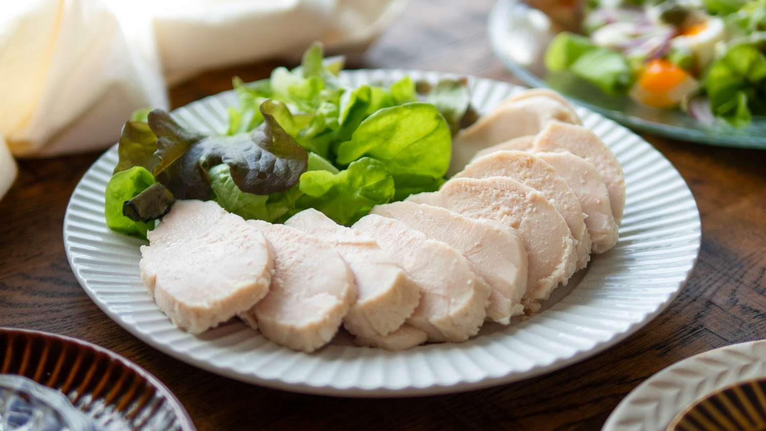 塩麹のしっとりサラダチキン｜レシピ