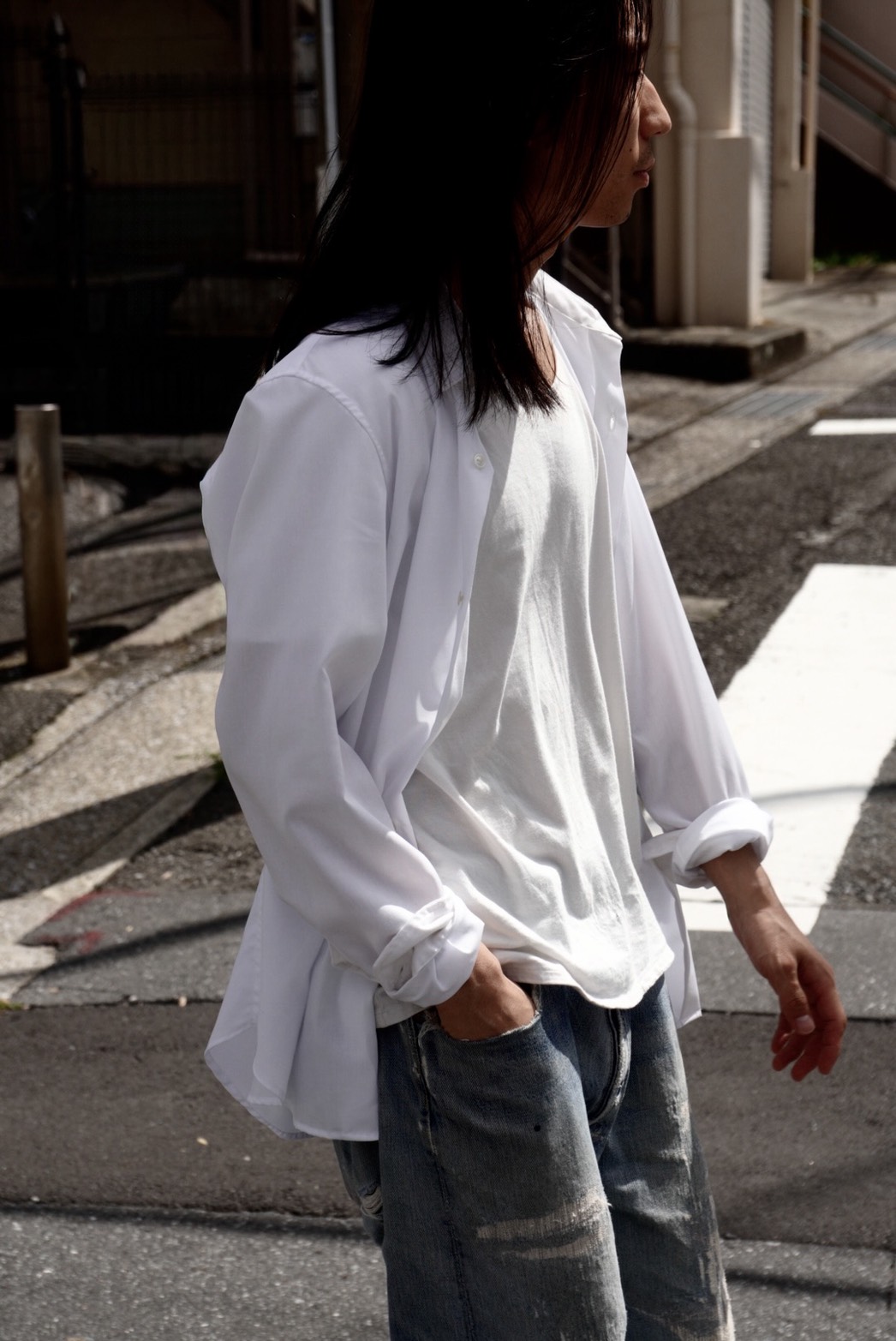 シンプルなものほど、上質な素材で。”Lydia Shirts - White”