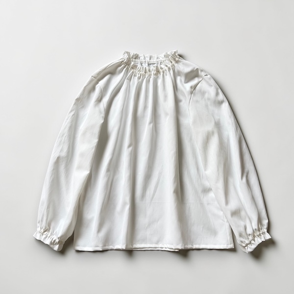3/4【新作】フリルネックブラウス〜新生活、卒・入学式に、ディリーにも