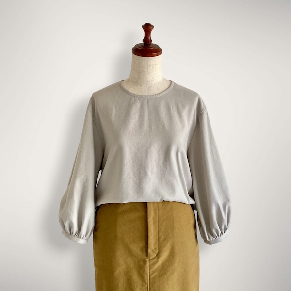 10/26【新作】バルーンスリーブのブラウスとワンピース