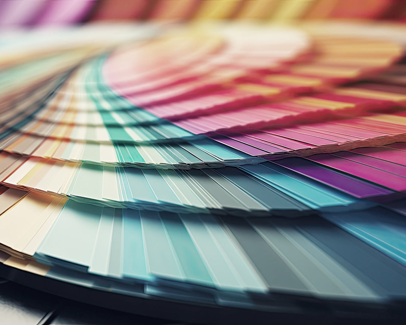 RGB と CMYK—色を越境させるコツ