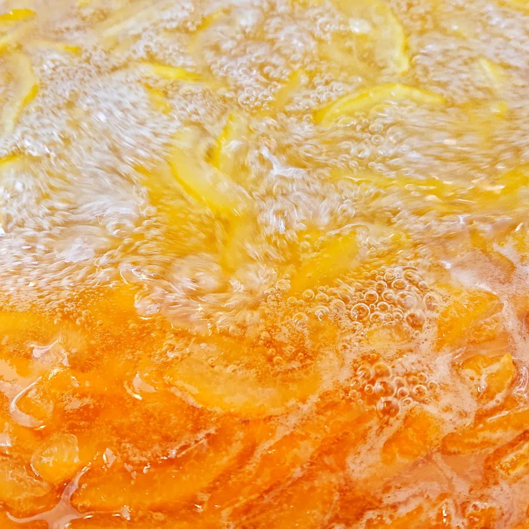柚子南半球絞りと油胞。