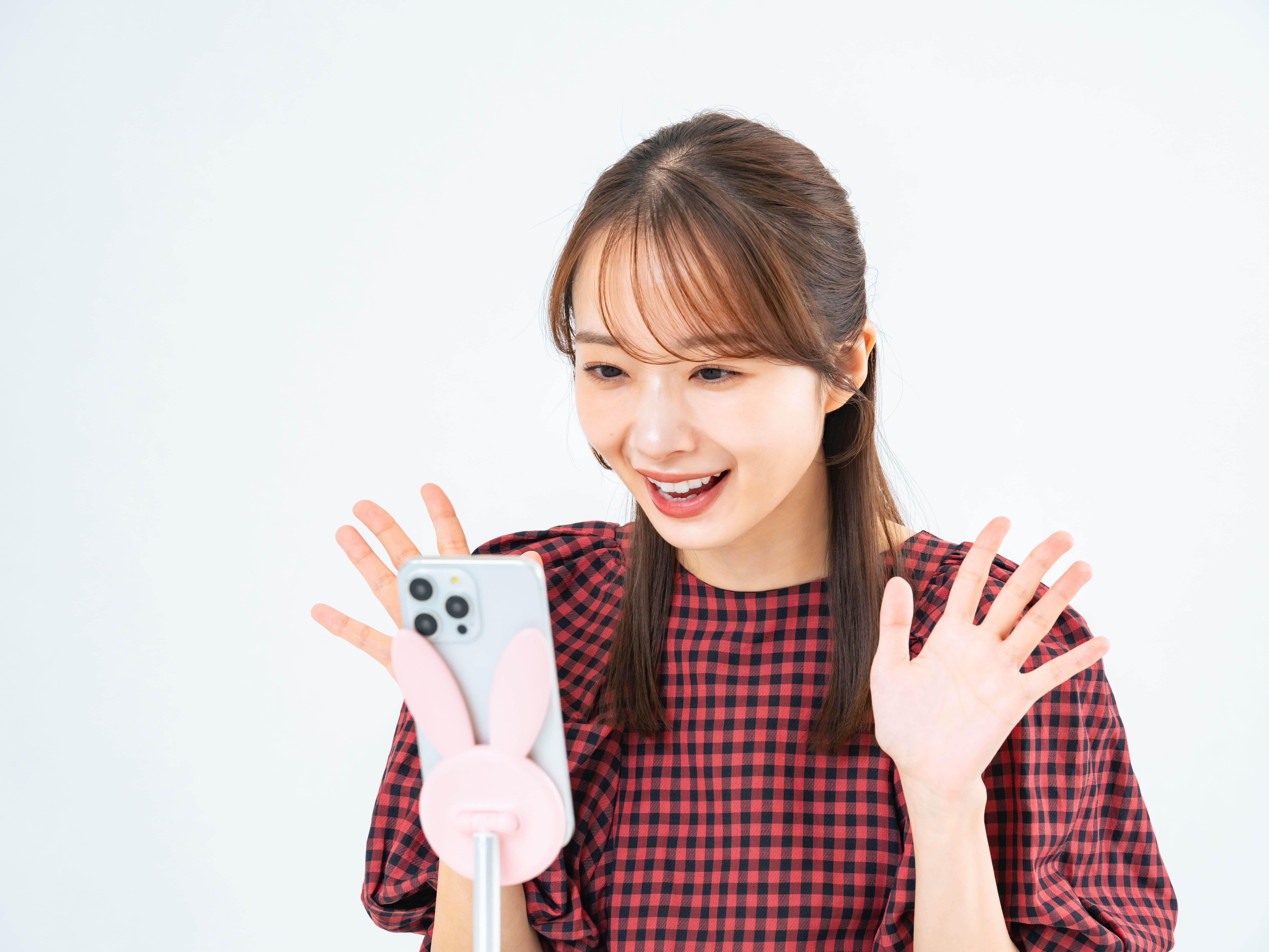 推し色で揃える！センスのいい推し活バッグ＆グッズの選び方