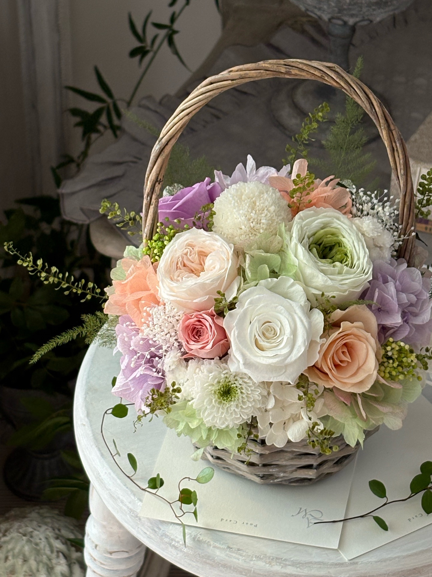 新作のお供え花をアップしました。