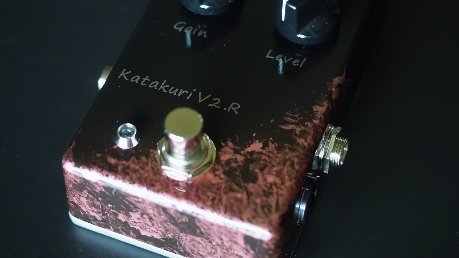 Nishiwaga Katakuri V2 エフェクター　ディストーション箱あり クリーンアンプを自在にドライブ」ディストーションペダル