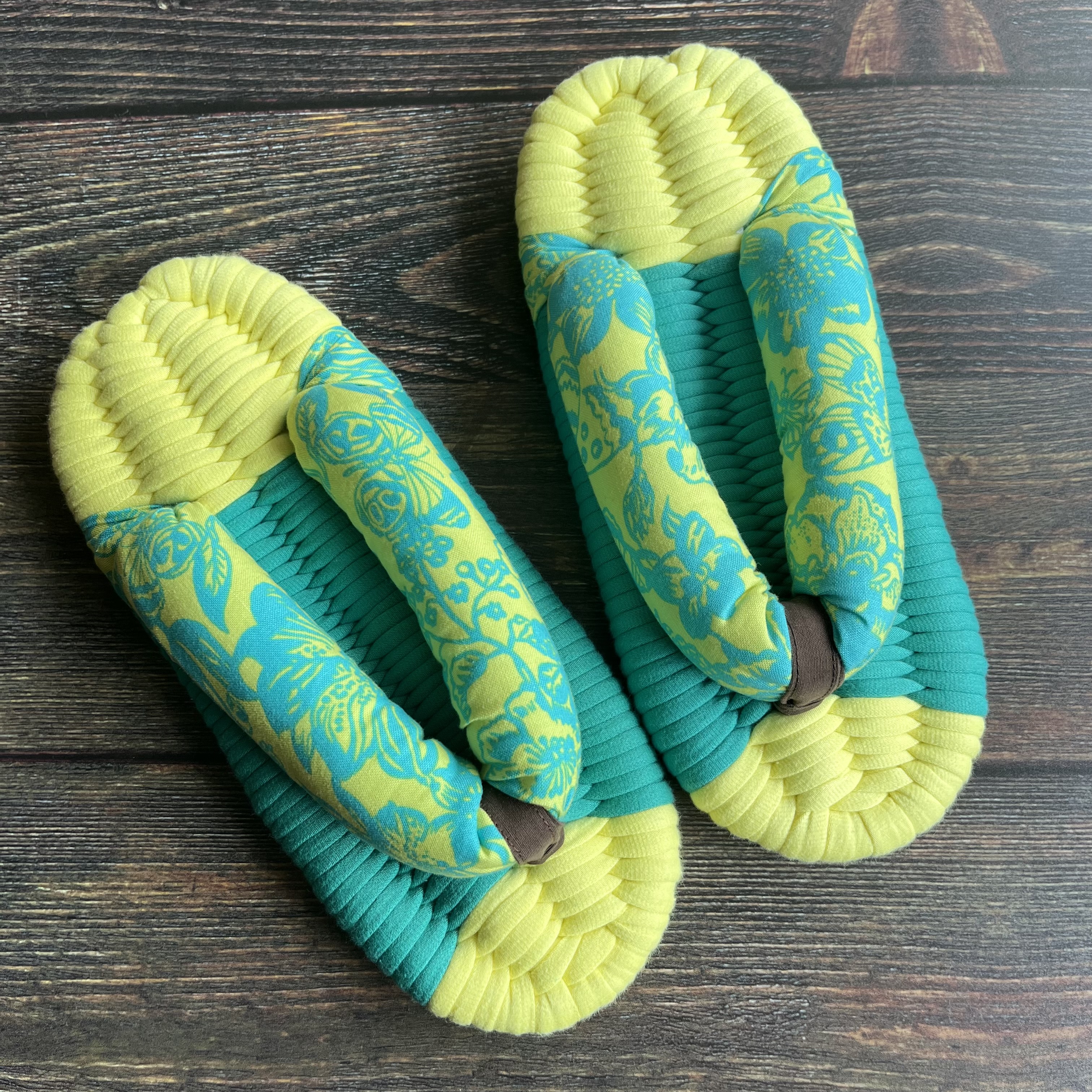 Egrettaの布草履をご愛用いただいているお客様から素敵なレビューをいただきました。