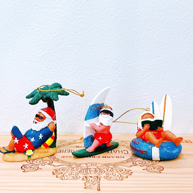 🌺クリスマスツリーにもアロハを添えて