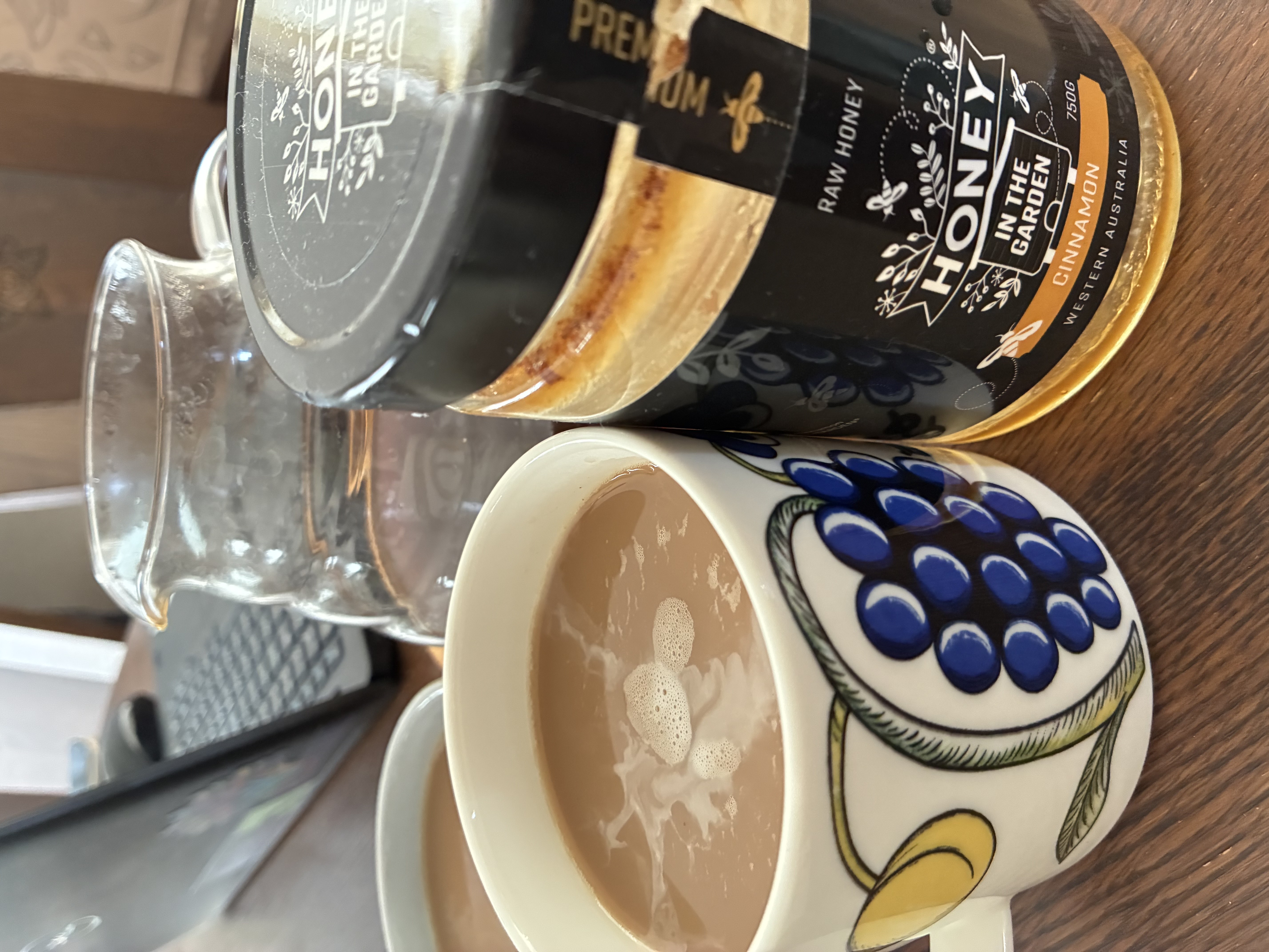 はちみつ発送業務休業のお知らせ（11/23〜27）