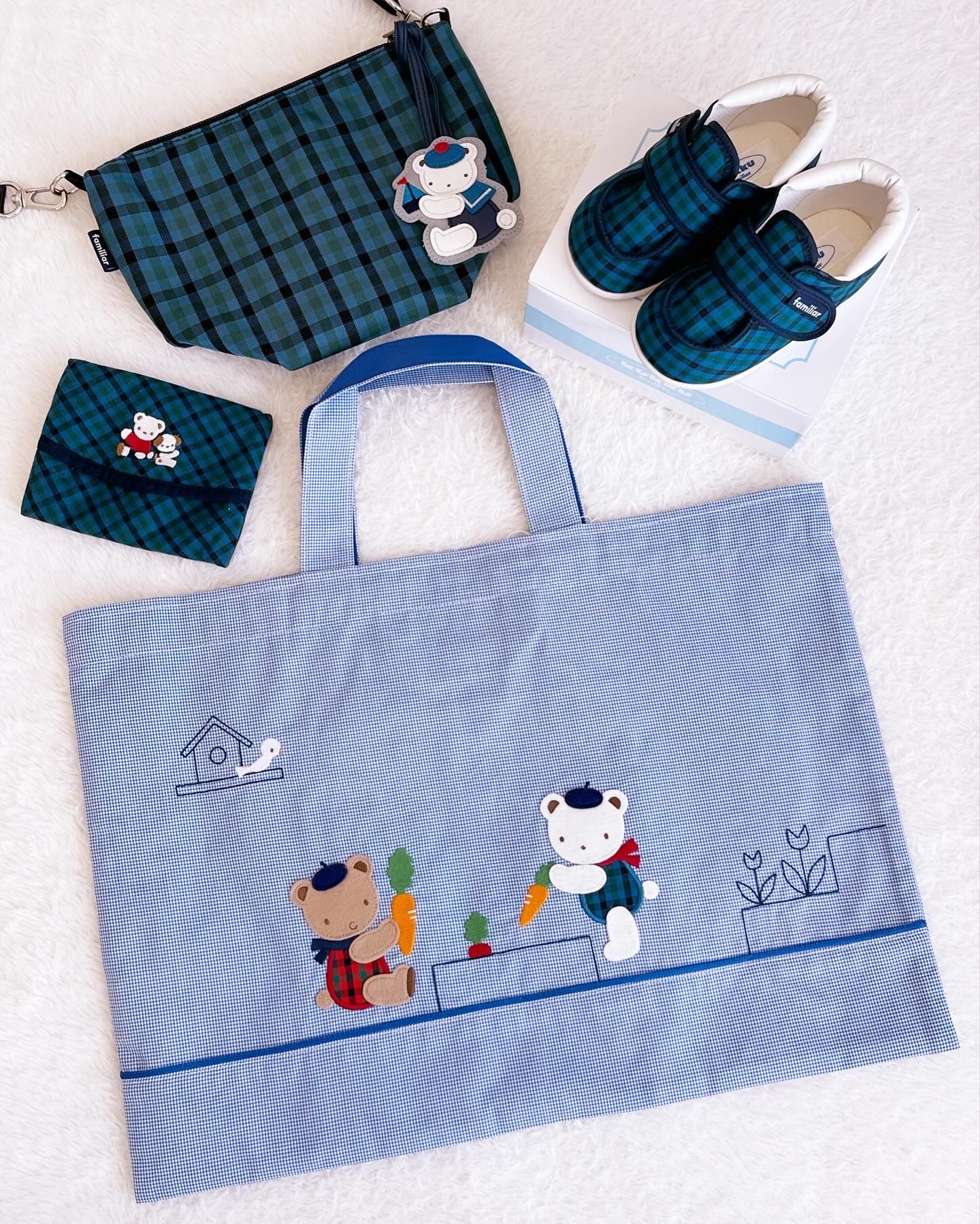 ファミリアチェックは青が好き🧸💙