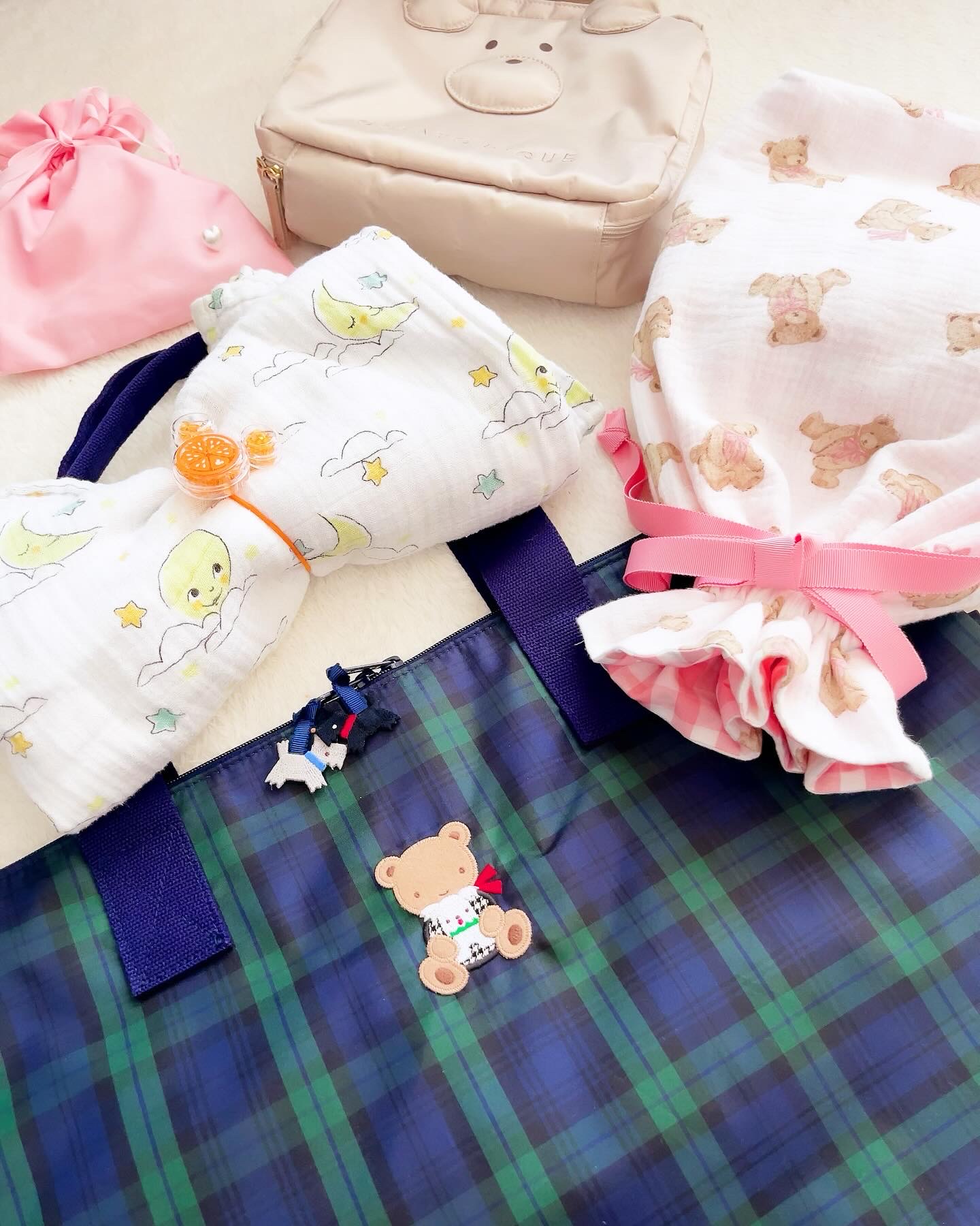 お気に入りのママバッグ🧸ファミリア