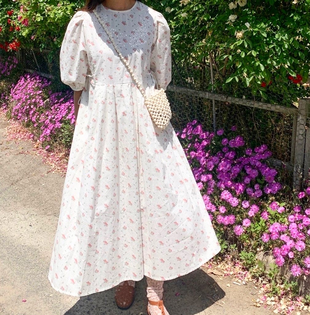 シンプル可愛い小花柄ワンピ💐