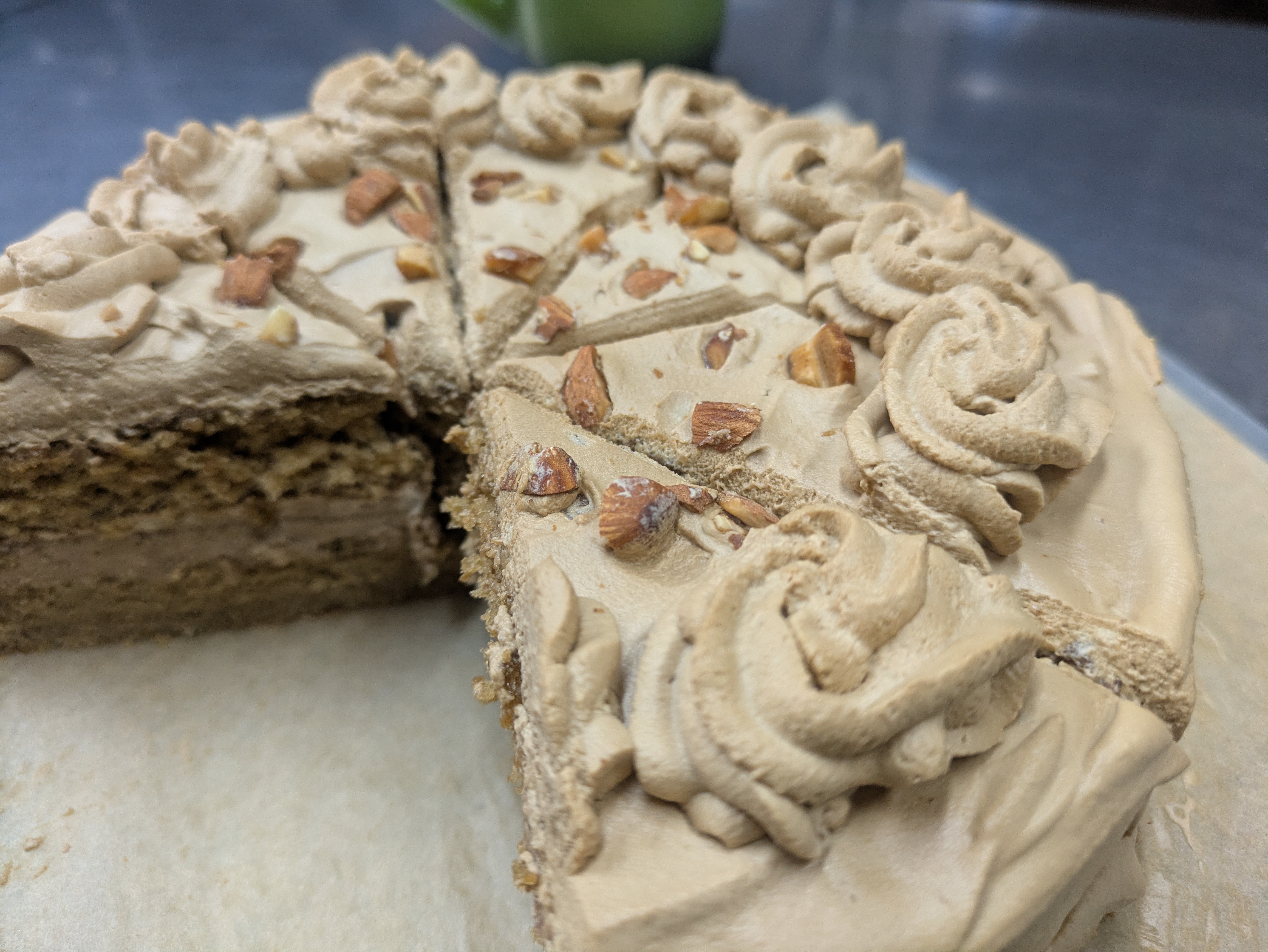 コーヒーとナッツのほろ苦ケーキはじまるよ！