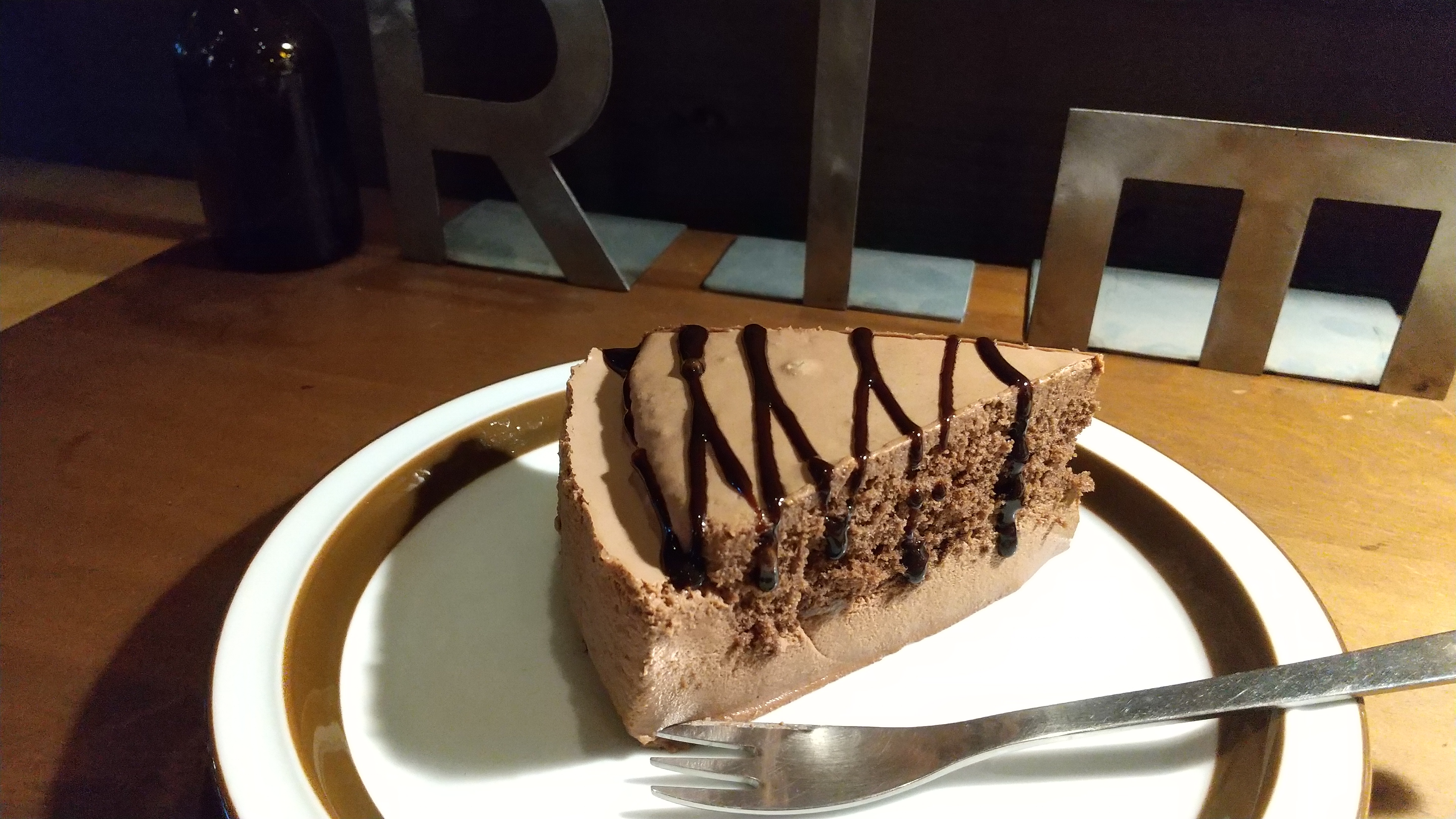 チョコムースケーキは夏限定ダヨー！！