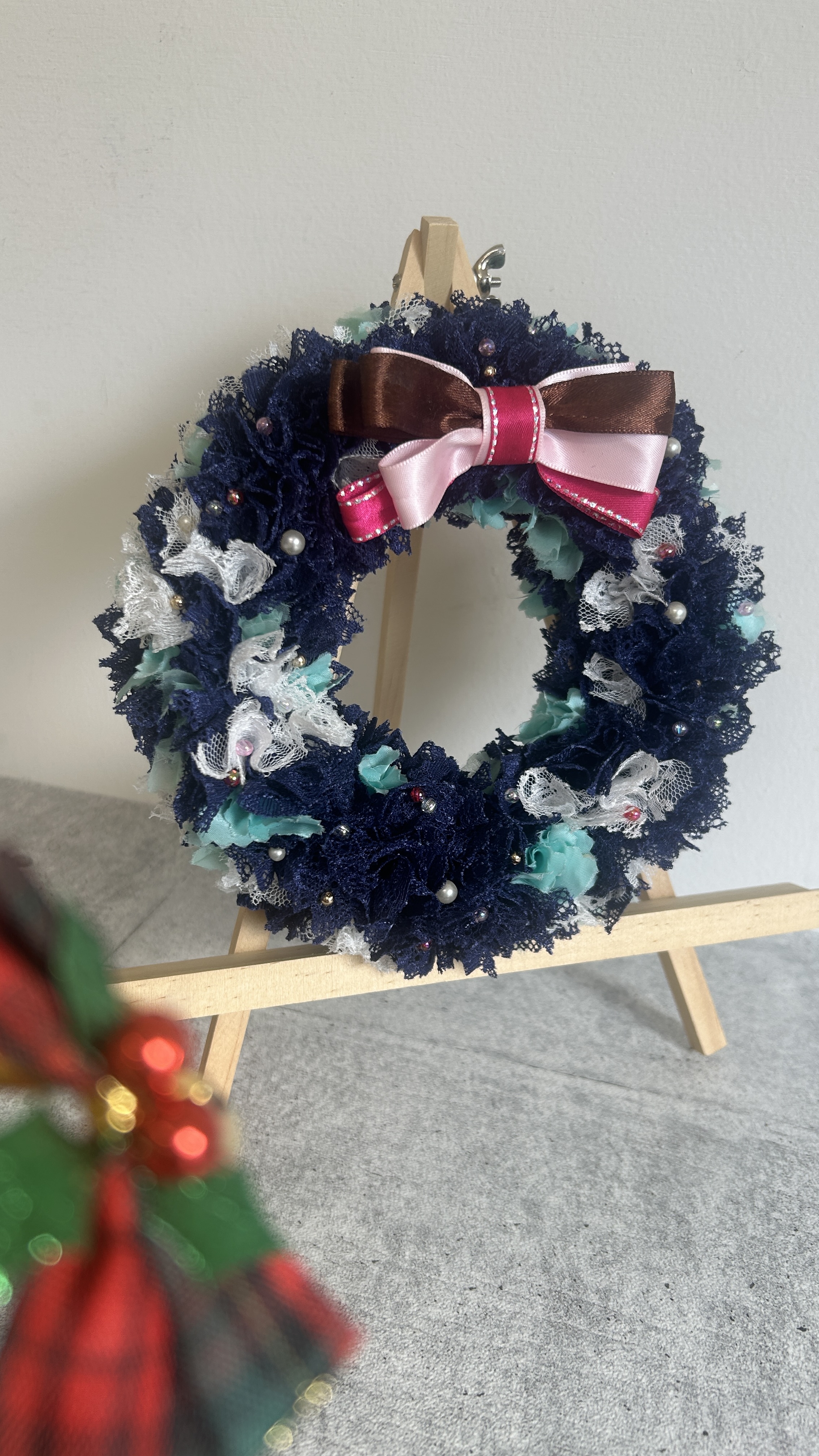 レース工場見学会とクリスマスリースのワークショップを開催します