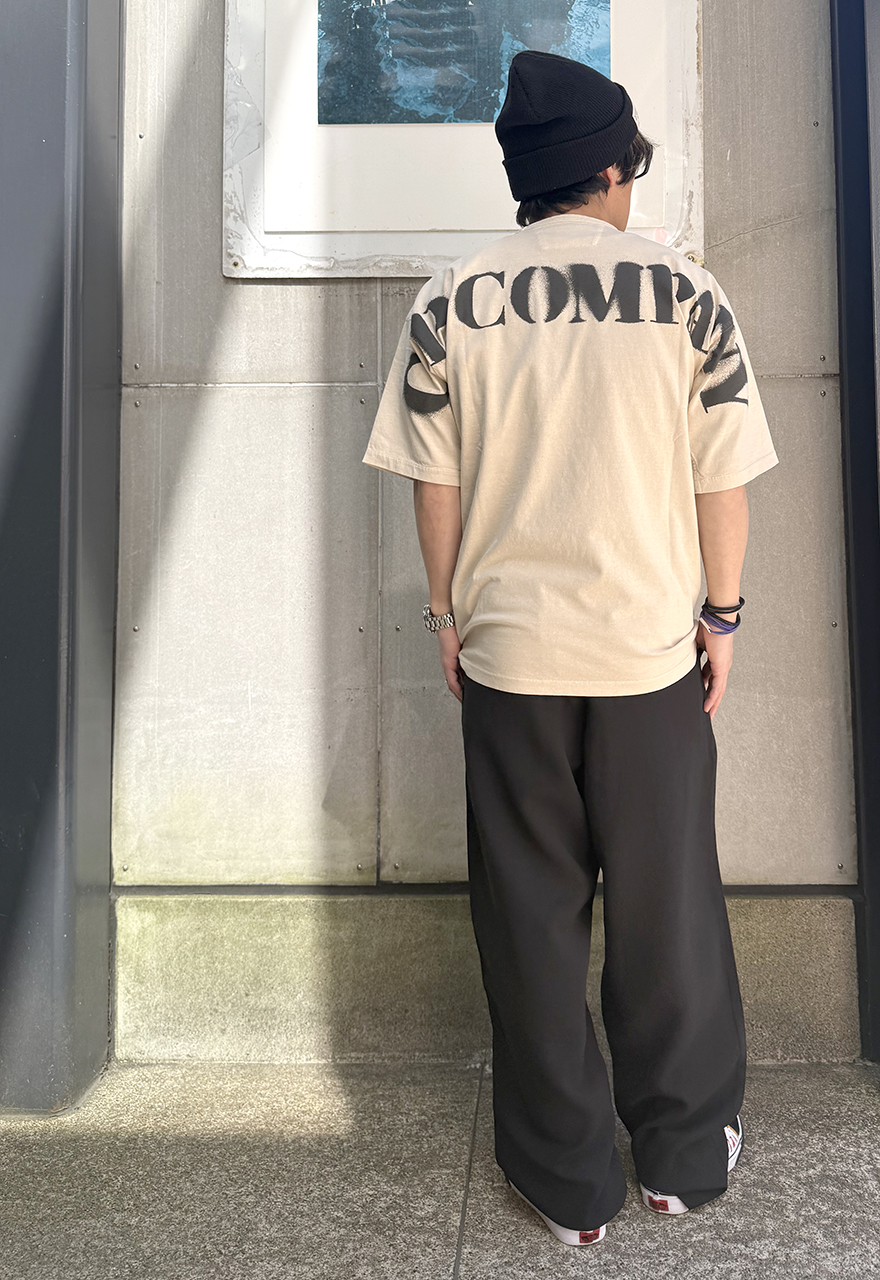 カラーも絶妙な仕上がりに！CPカンパニーボックスフィットTシャツ！