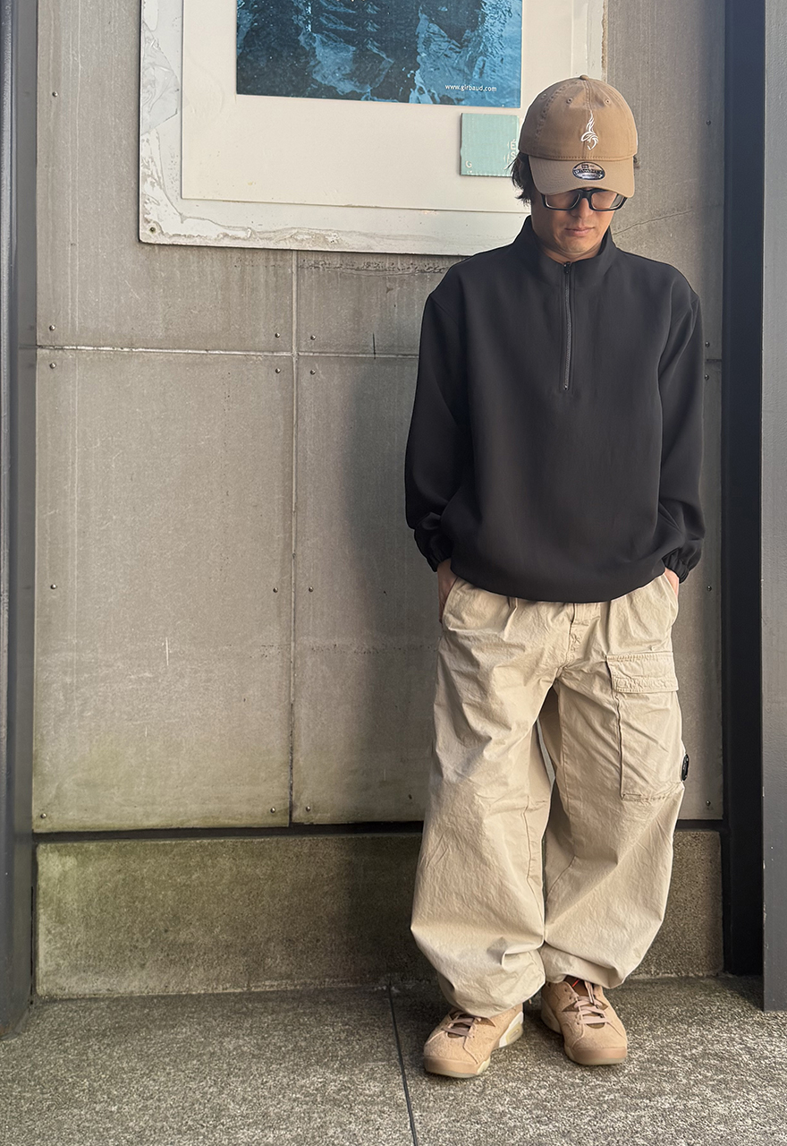 ブラックカラーももちろん入荷してますよ！