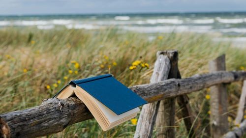 「読書が苦手でも本が好き」でいいんです──その気持ちを大切にしたい理由【店主のひとりごと】