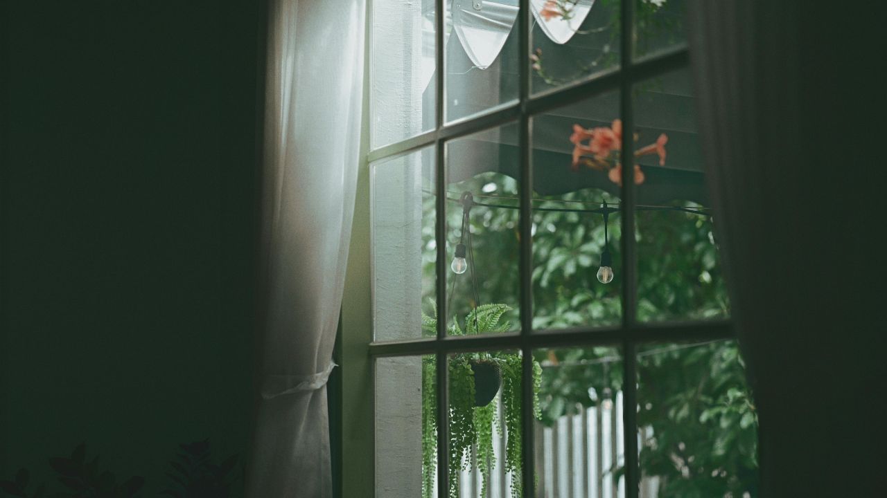 光が少しずつ長くなるころに