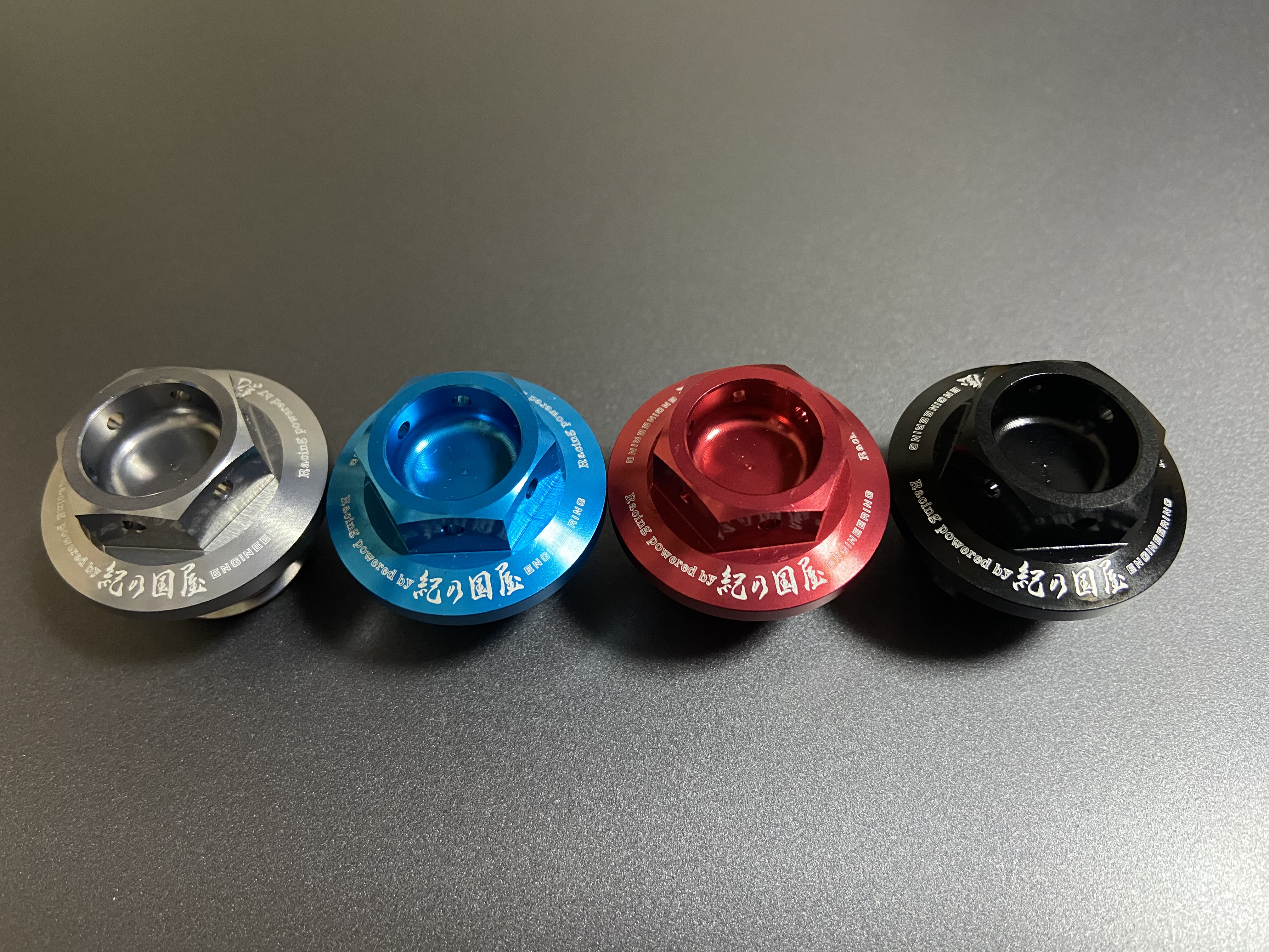 オイルフィラーキャップの販売開始！