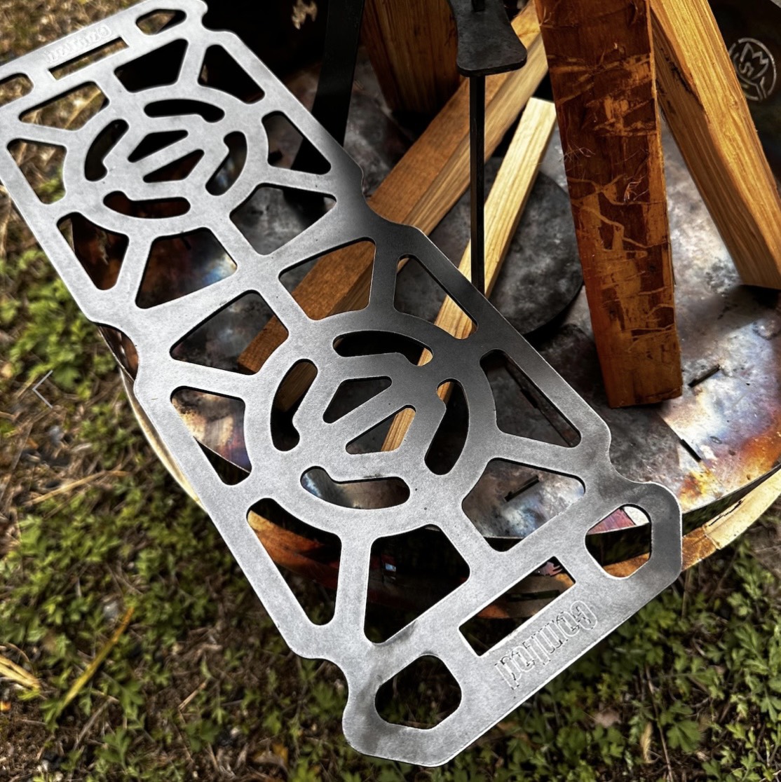 長細グリルの実力派! ComLod RONDGRILLで⛺キャンプ料理を格上げ