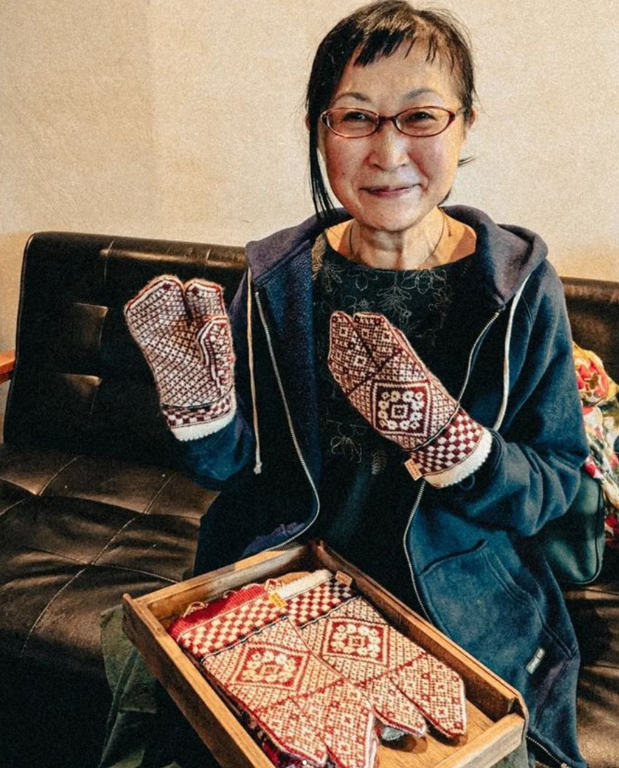 マルコデザインさんのネオハンガロン