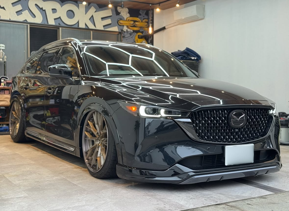 【マツダ　CX-8後期】・ワンオフニコイチバンパー製作　・純正マフラー溶接