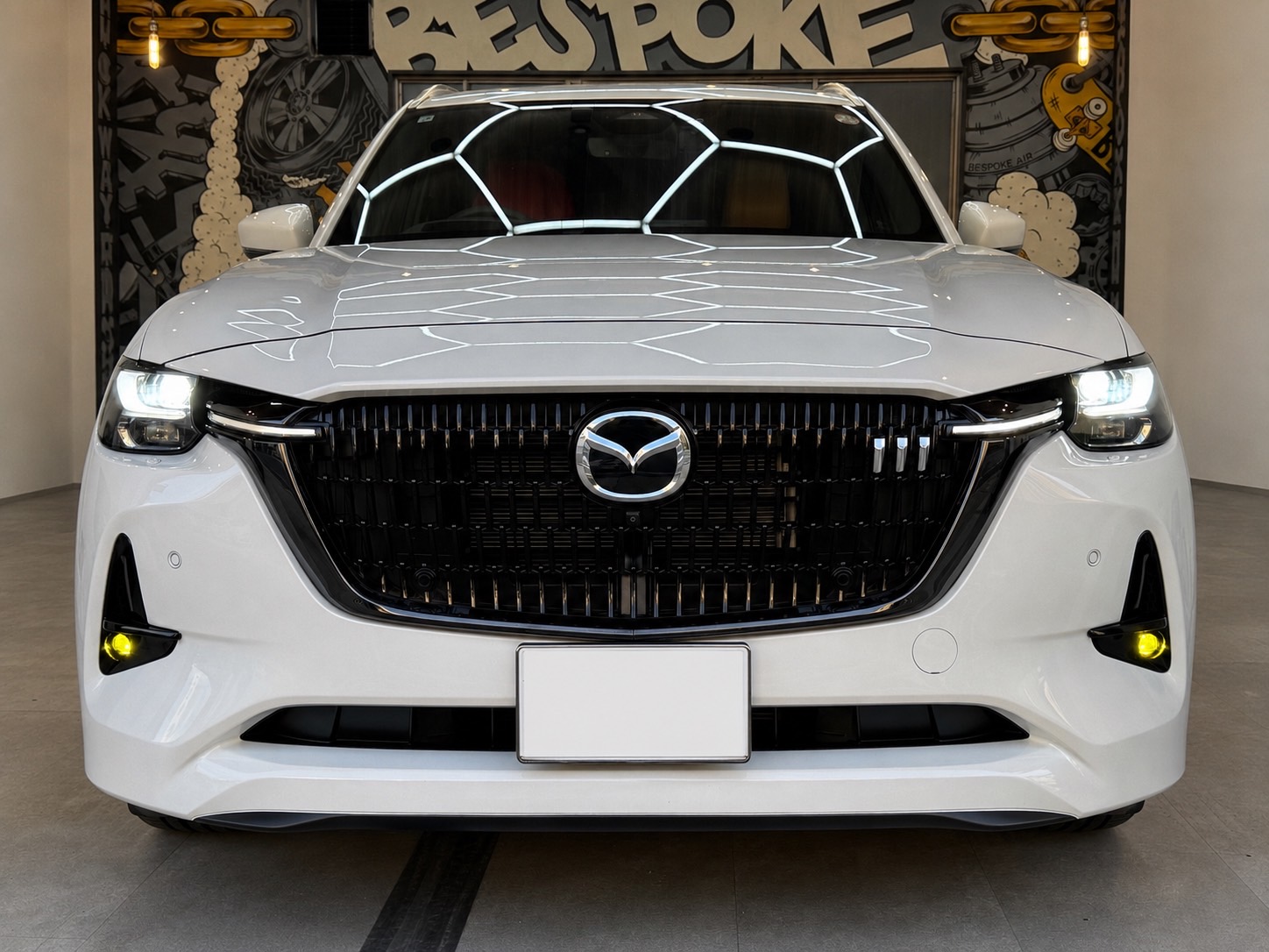 【マツダ　CX-80】・ワンオフ製作 ツインカラーフォグランプ加工