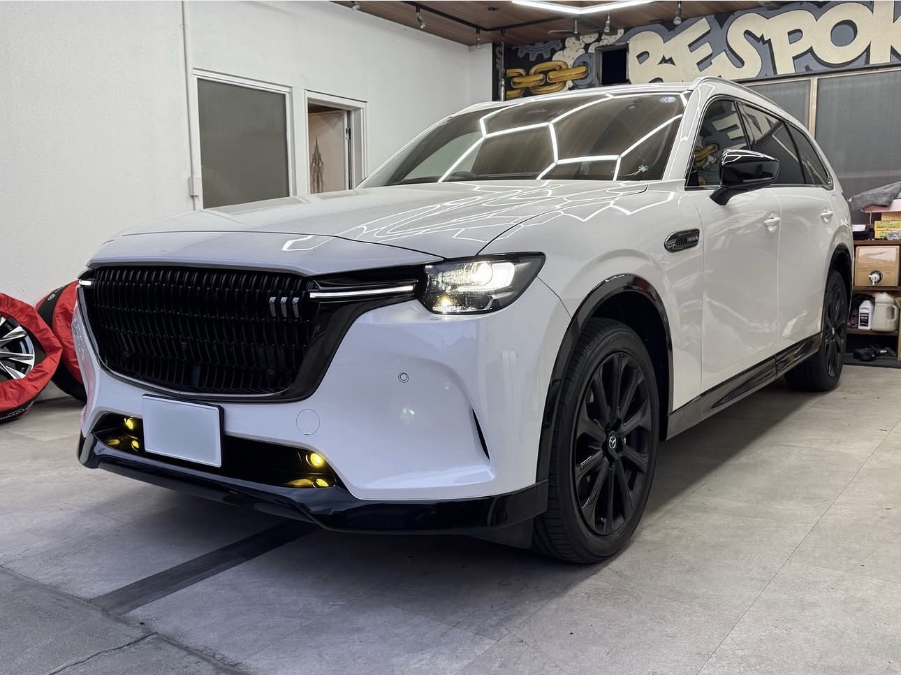 【マツダ　CX-80】・純正グリルマークレス加工・ツインカラーフォグランプ加工取付け　etc..