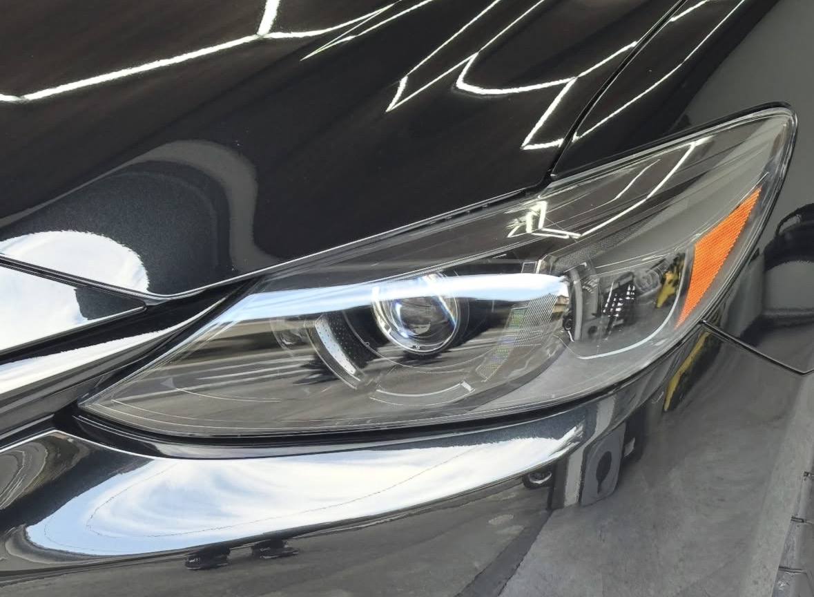 【マツダ GJアテンザ】・ヘッドライト左右 インナースモークブラック塗装