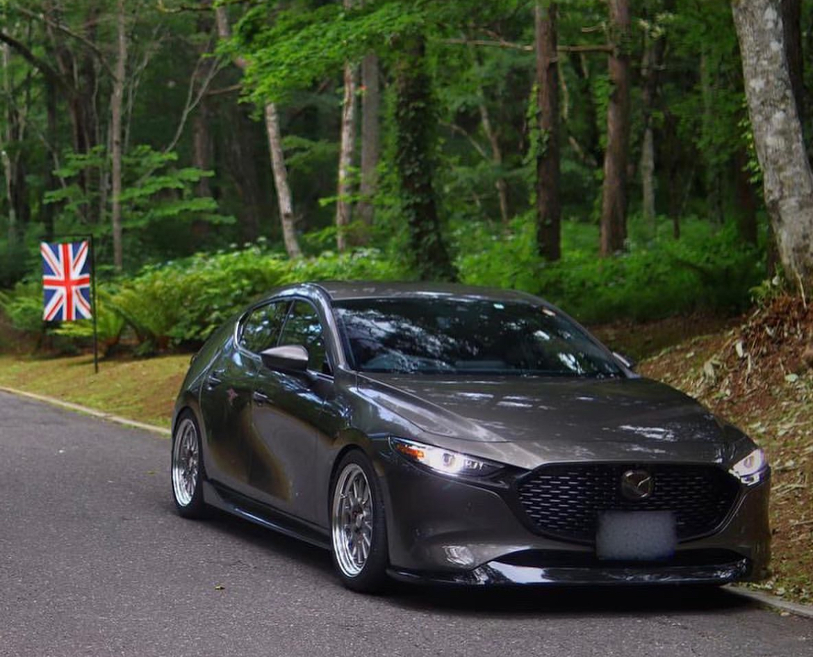 マツダ Mazda3】・USヘッドライト純正加工品 | bespoke-kyotoのブログ