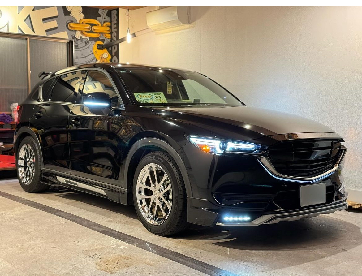 【マツダ　CX-5】・BLUE MOON AUDIO　WX250サブウーハー　・オートエグゼマフラー