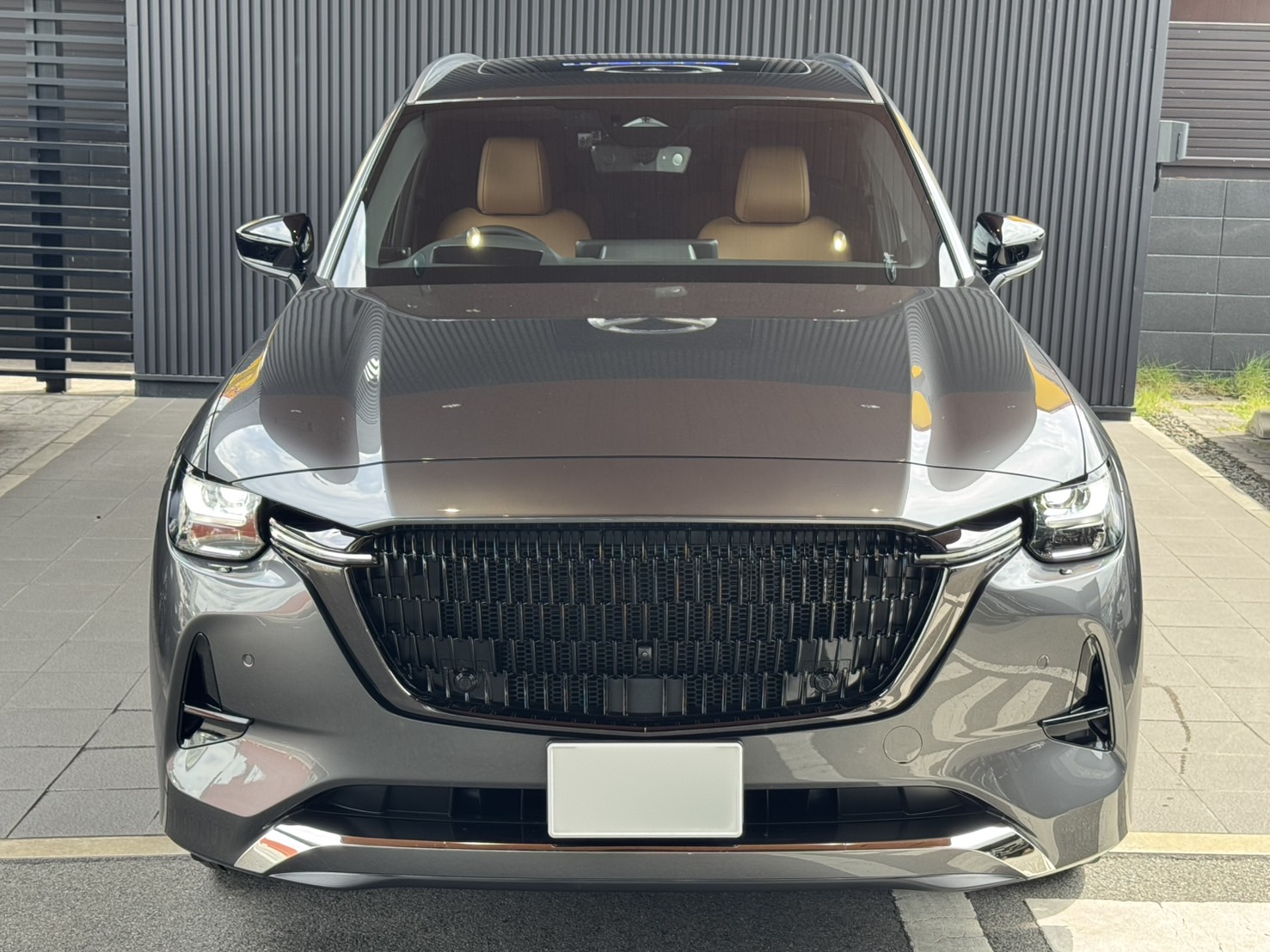 【マツダ　CX-80】・純正マークレスグリル加工・リアバンパー メッキラッピング　etc..