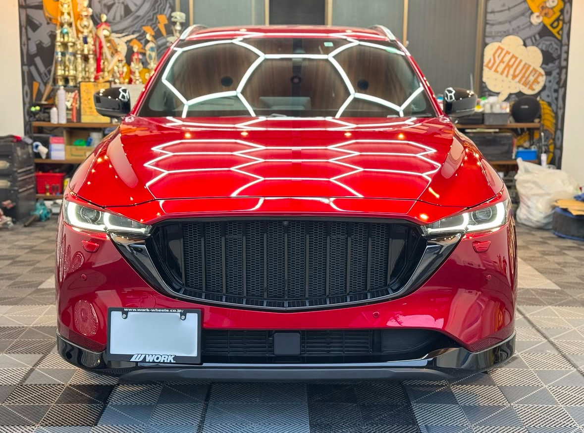 【マツダ　CX-5後期】・マークレスグリル・サイドナンバー加工