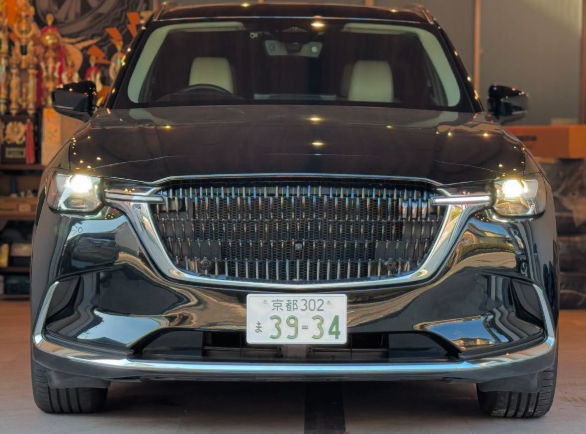 【デモカー　CX-80】・北米CX-9フロントバンパー・純正マークレスグリル・USヘッドライト　他…
