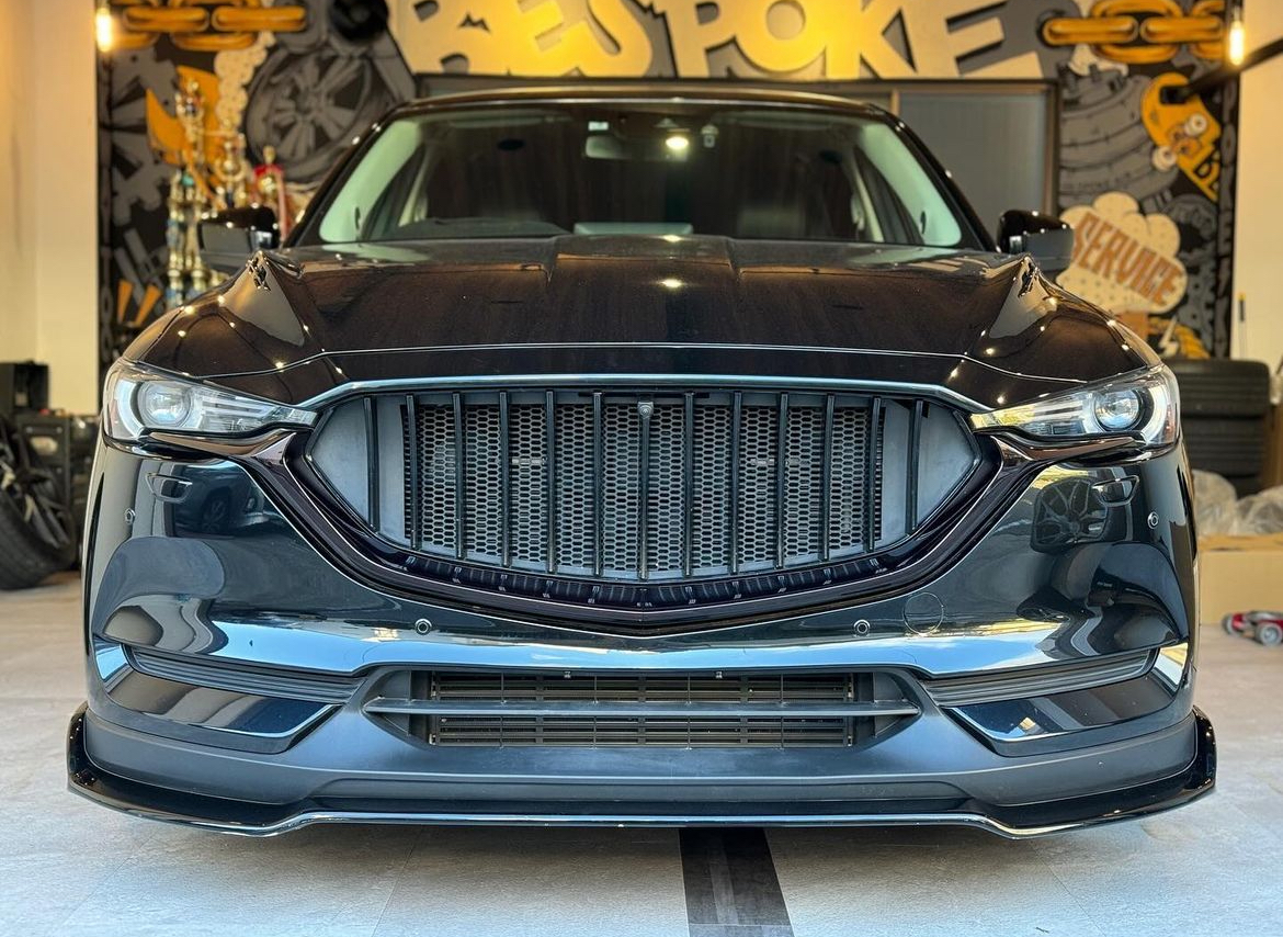 【マツダ　CX-5】・フロントナンバースムージング　・ワンタッチナンバー脱着キット