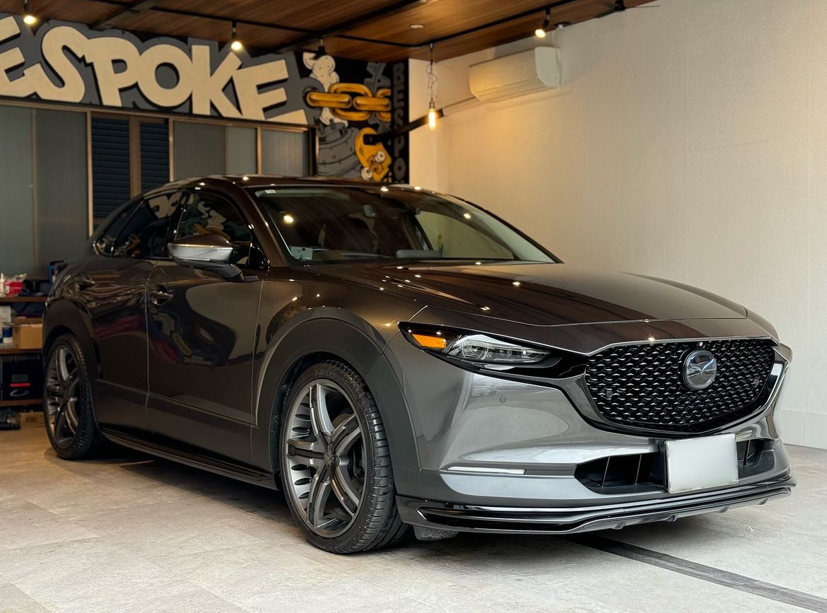 【マツダ　CX-30】・USヘッドライト純正加工・純正エアロ一式塗装・シグネチャーウイング　etc