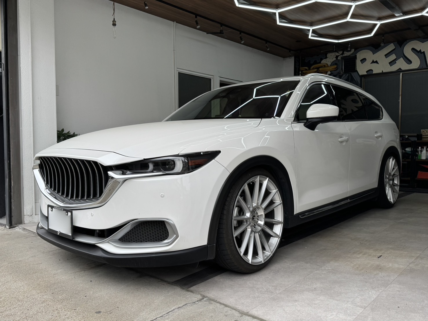 【マツダ　CX-8】・7人乗りシートから6乗りシート変更