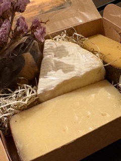 🧀夏のオススメ　チーズセット🏕️🧀