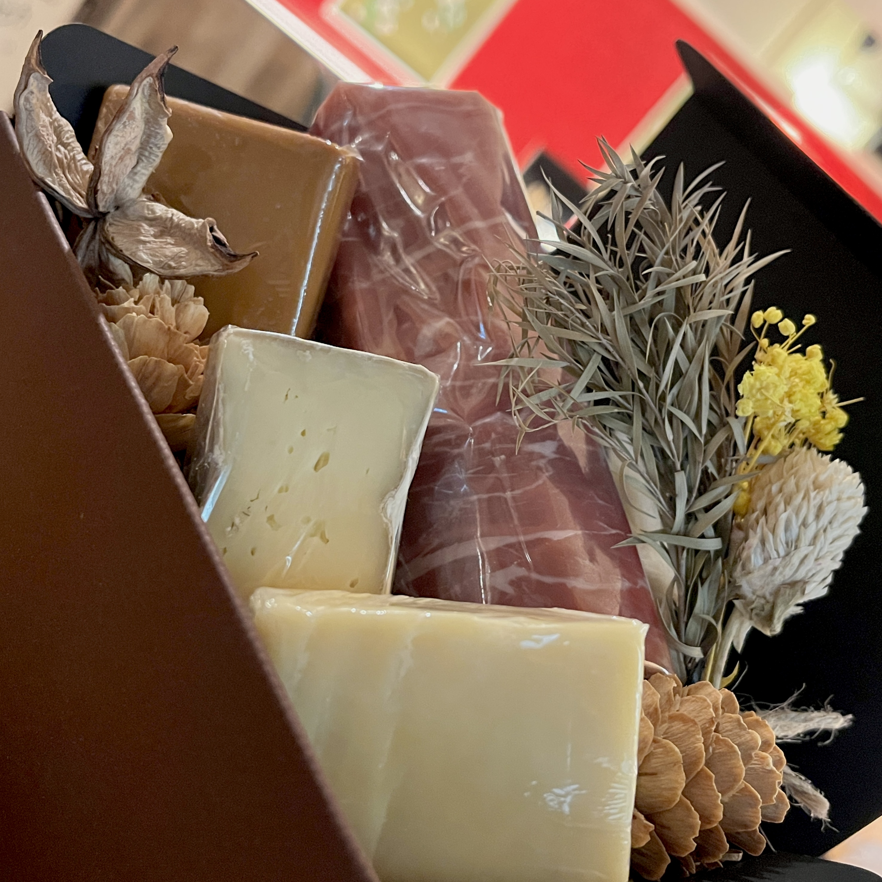 冬限定｜チーズと生ハムのギフトボックス【2〜3人前用】