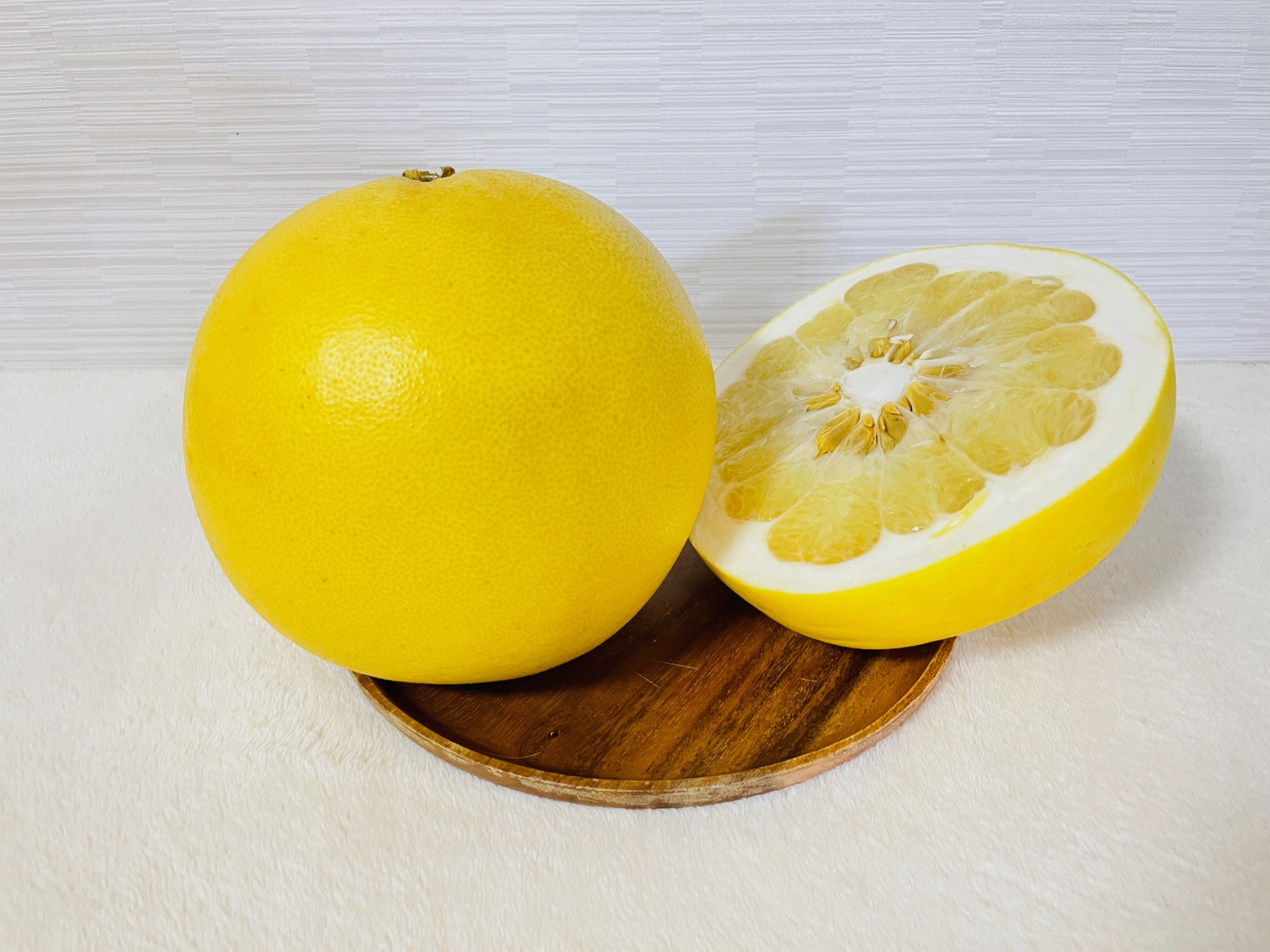 世界最大の柑橘「晩白柚（ばんぺいゆ）」